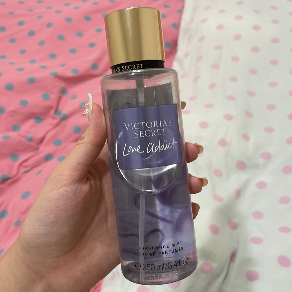 Victoria Secret Love Addict Fragrance